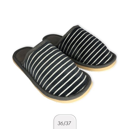 Pantufa Feminina com Listras Cinza 36/37
