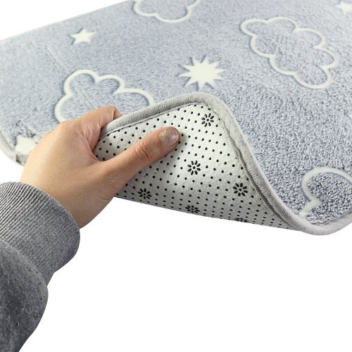Tapete Infantil Felpudo Brilha no Escuro 40X60CM- Sortidos
