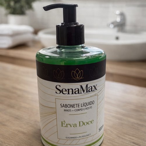 5rsp8xmhy9g-lg-4.jpg Sabonete Liquido para mãos, corpo e rosto erva doce 500ml - Verde
