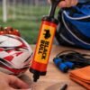 Bomba de Ar Manual com Bico - Amarela