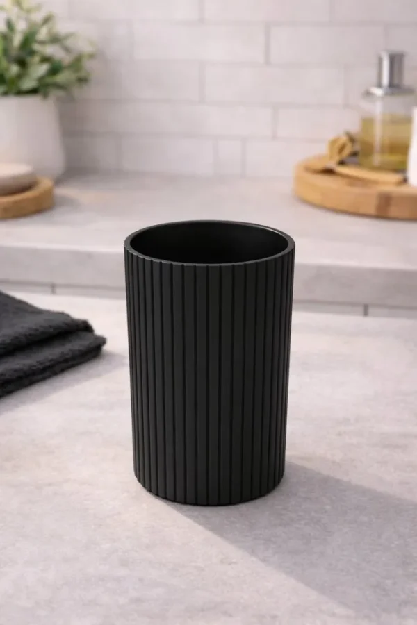 Conjunto para Banheiro com tampa de Bambu - Preta - 5